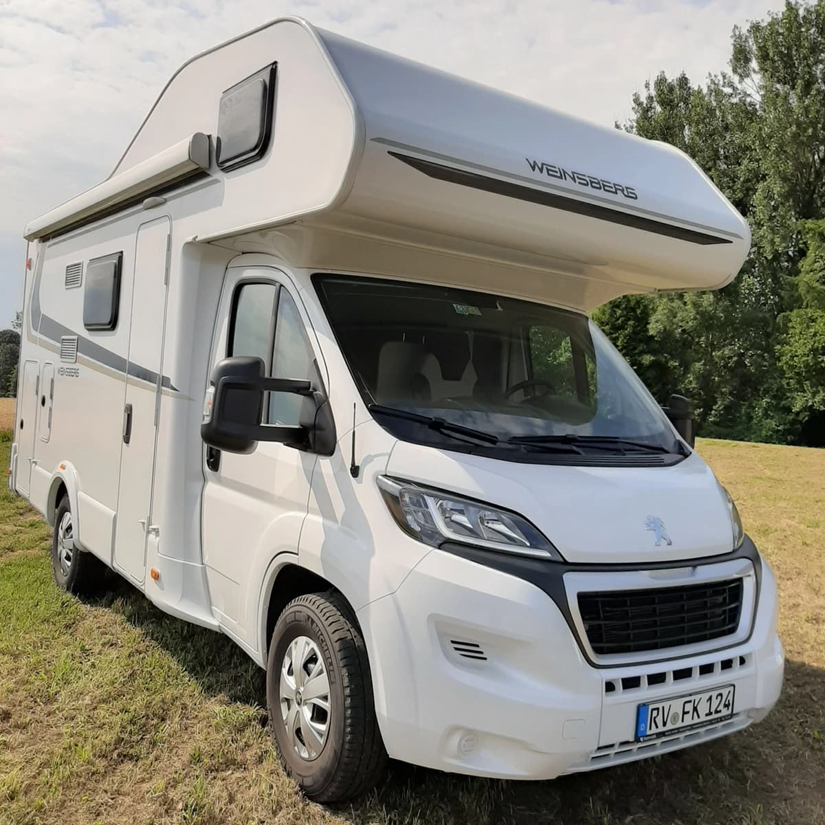 Weinsberg 600DQ mieten – Wohnmobilvermietung Bodenseekreis